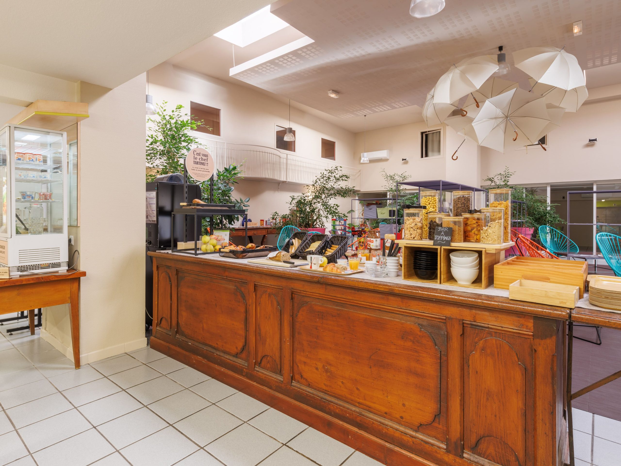 B&BAurillacLeLioranHotel_buffetpetitdejeuner