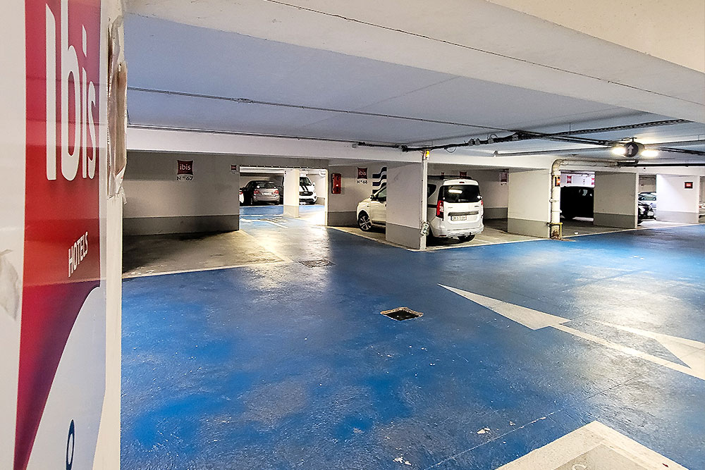IbisRodezCentreHotel_Parking