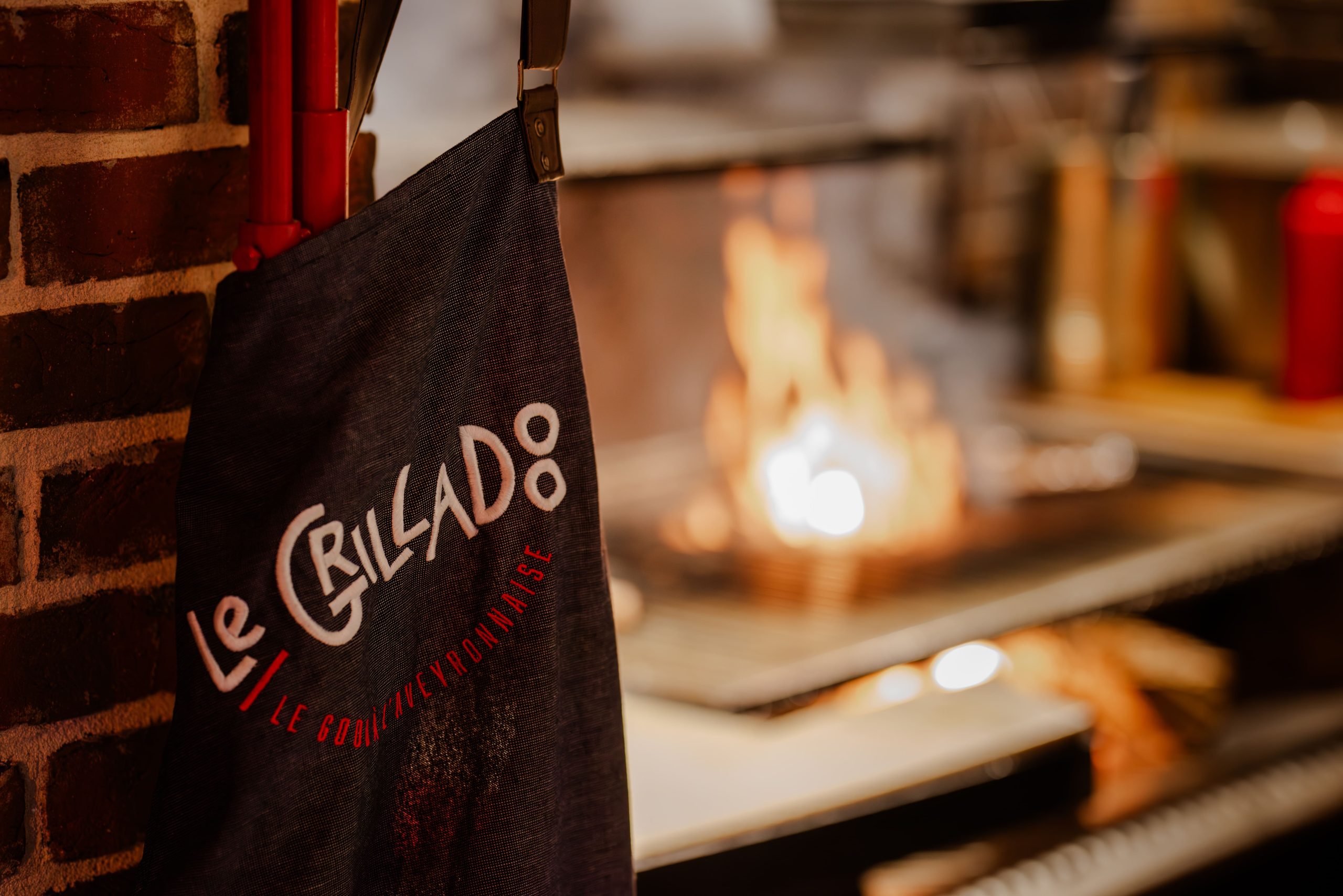 RestaurantLeGrilladoo_CuisineauFeudeBois