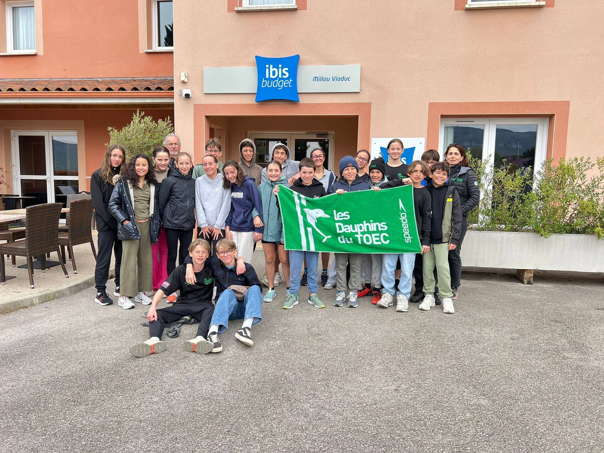 ibisBudgetMillauViaducHotel_AcceuilGroupeSportif